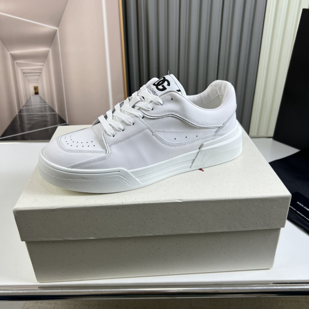 Dolce & Gabbana Calfskin nappa New Roma Sneakers - FashionPlug