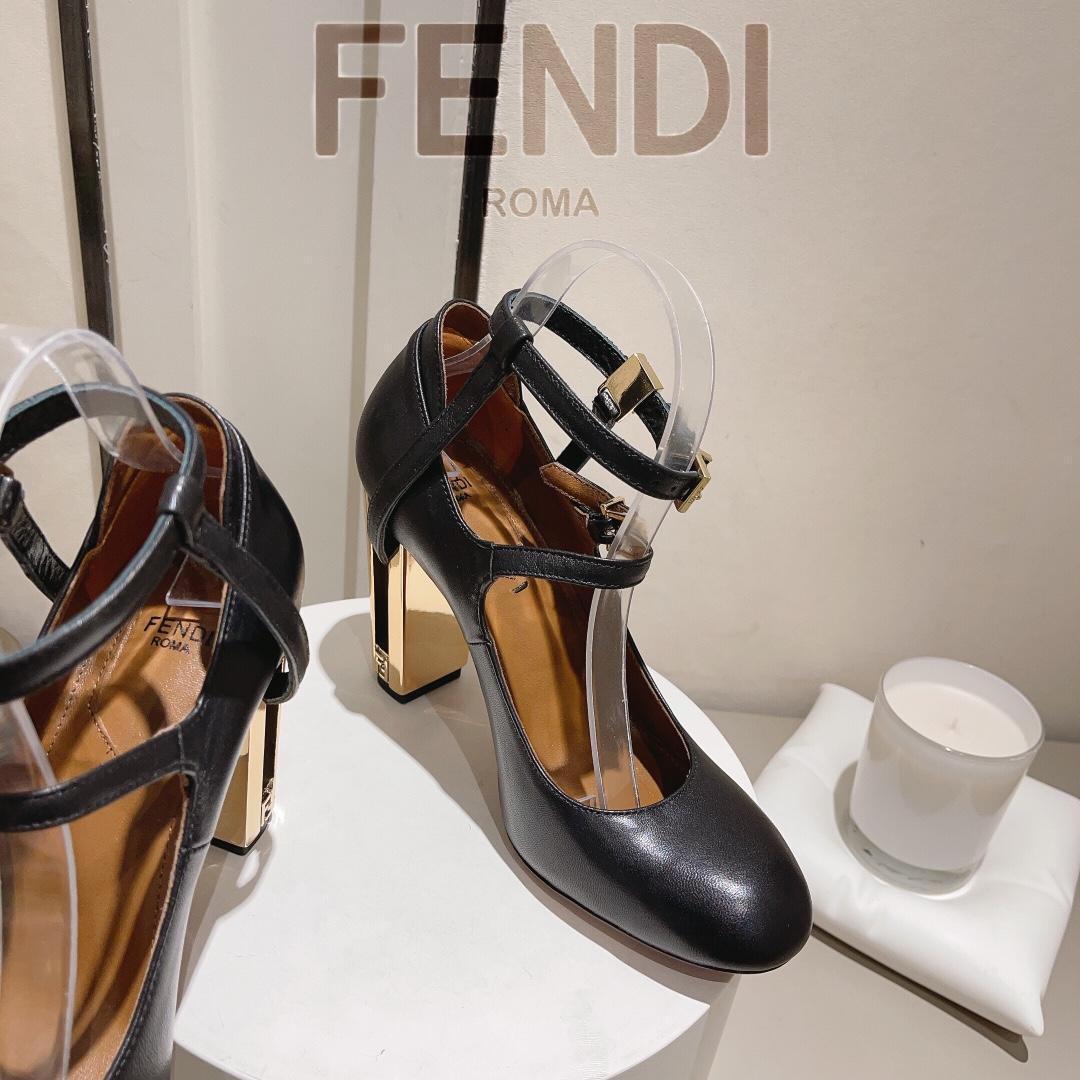 Fendi Delfina Black Leather High-heeled Court Shoes - FashionPlug