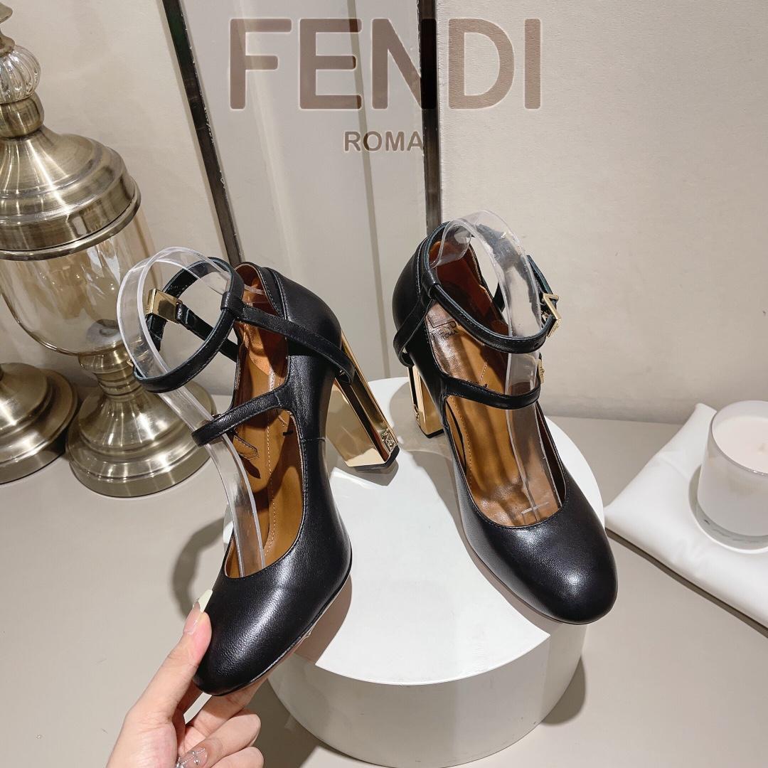 Fendi Delfina Black Leather High-heeled Court Shoes - FashionPlug