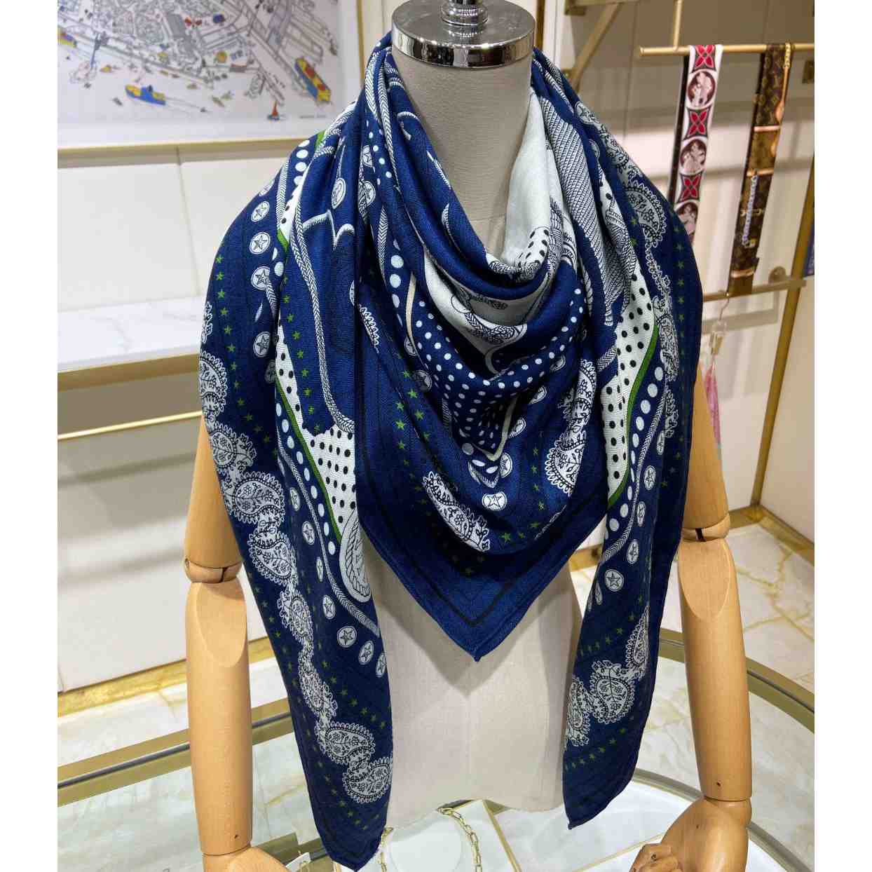 Hermes Zouaves et Dragons Bandana Shawl 140 - FashionPlug
