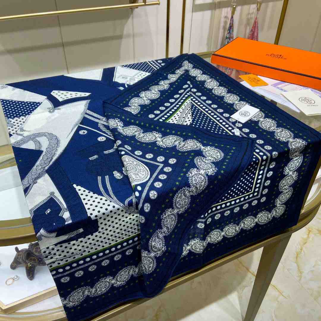 Hermes Zouaves et Dragons Bandana Shawl 140 - FashionPlug