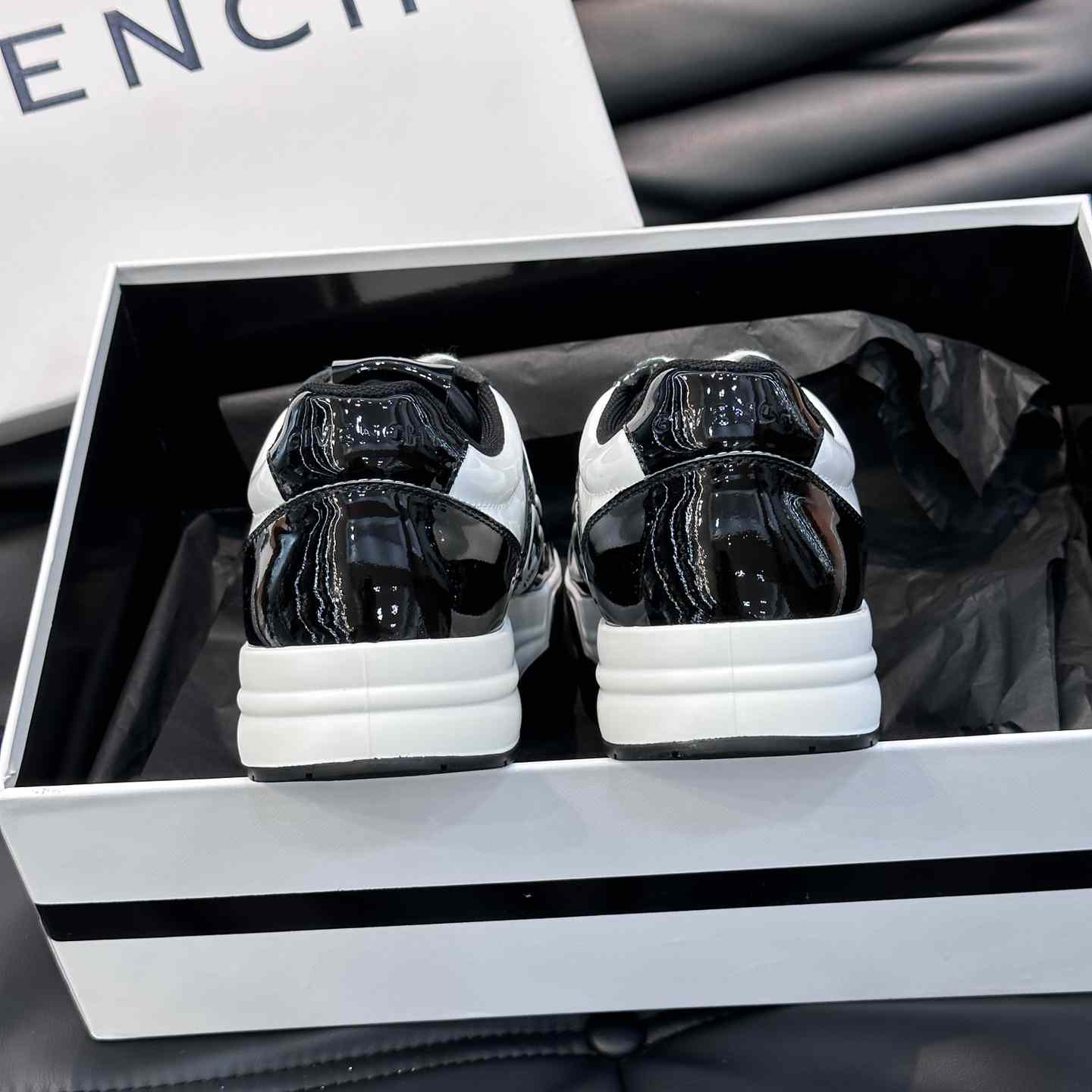 Givenchy G4 Sneakers In Patent Leather - FashionPlug