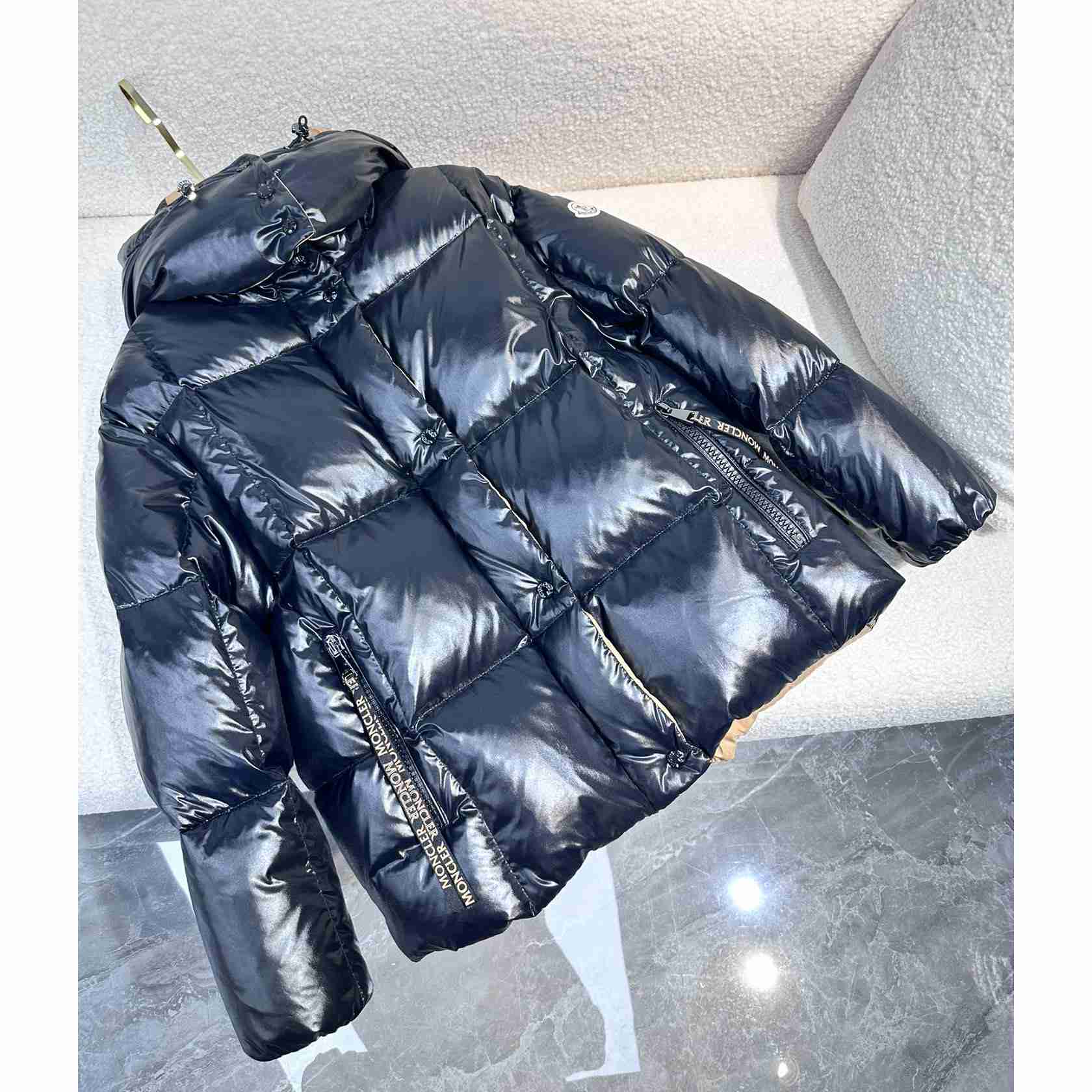 Moncler Parana Short Down Jacket - FashionPlug