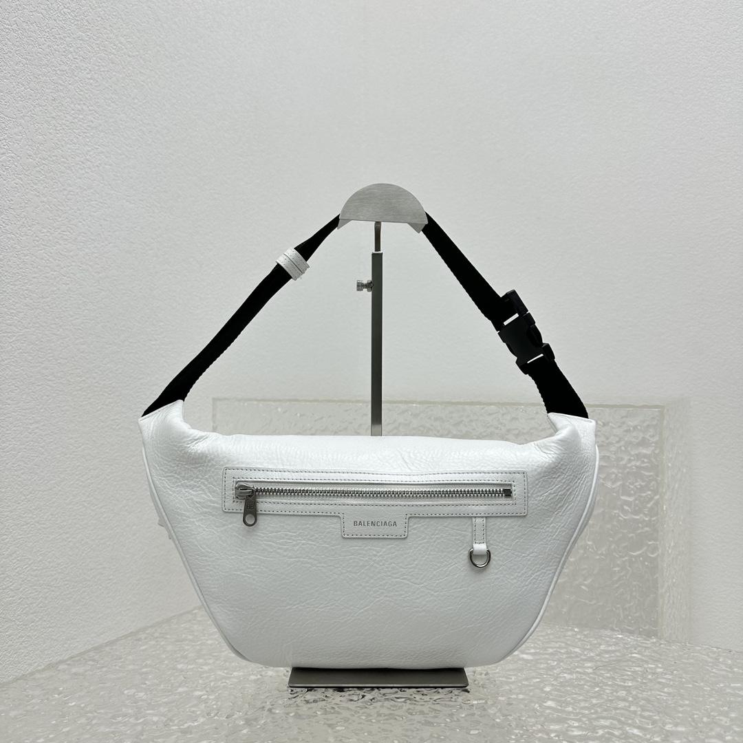 Balenciaga Superbusy Beltpack In White - FashionPlug