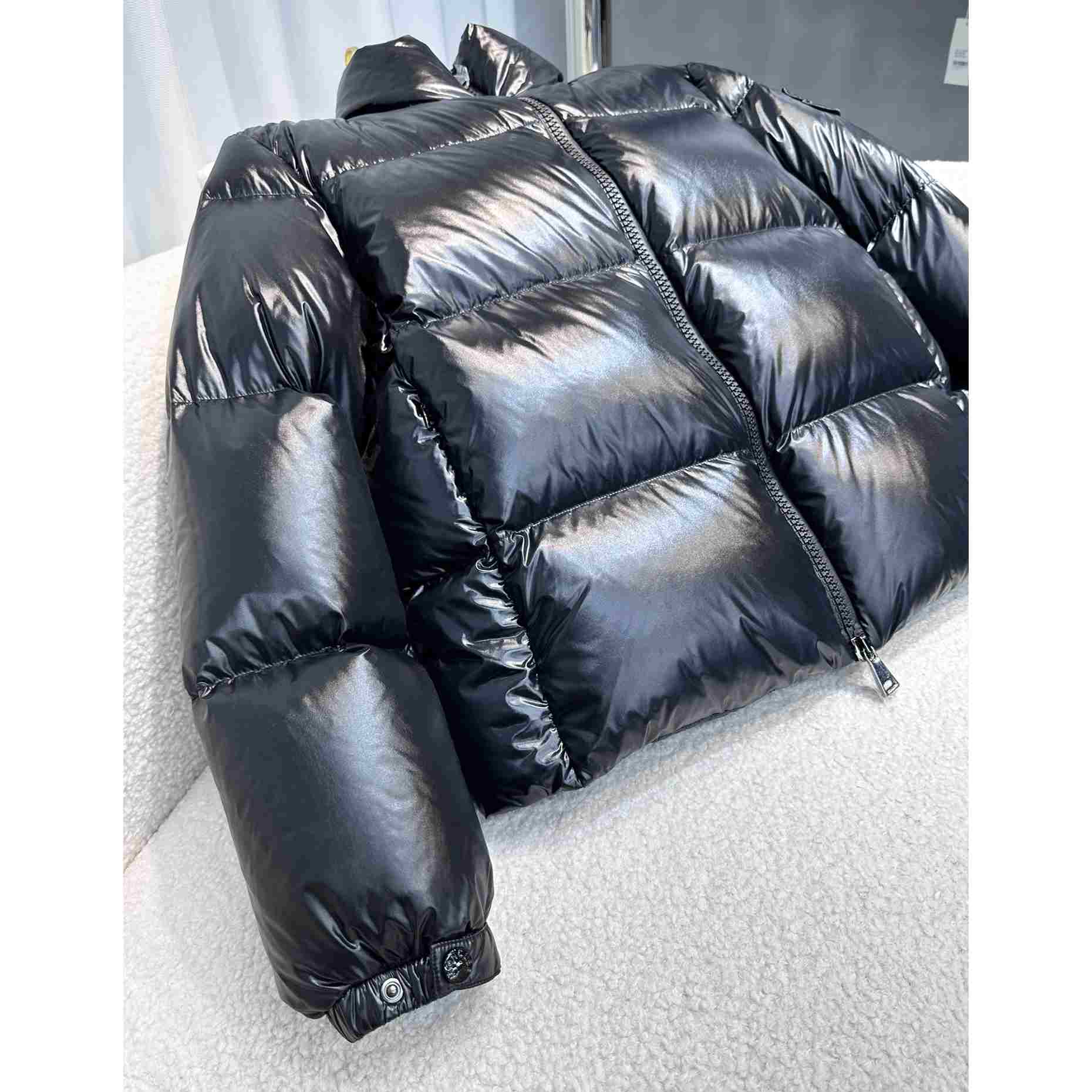 Moncler Meuse Short Down Jacket - FashionPlug