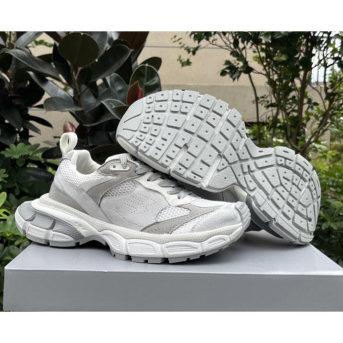 Balenciaga 3XL Trainers - FashionPlug