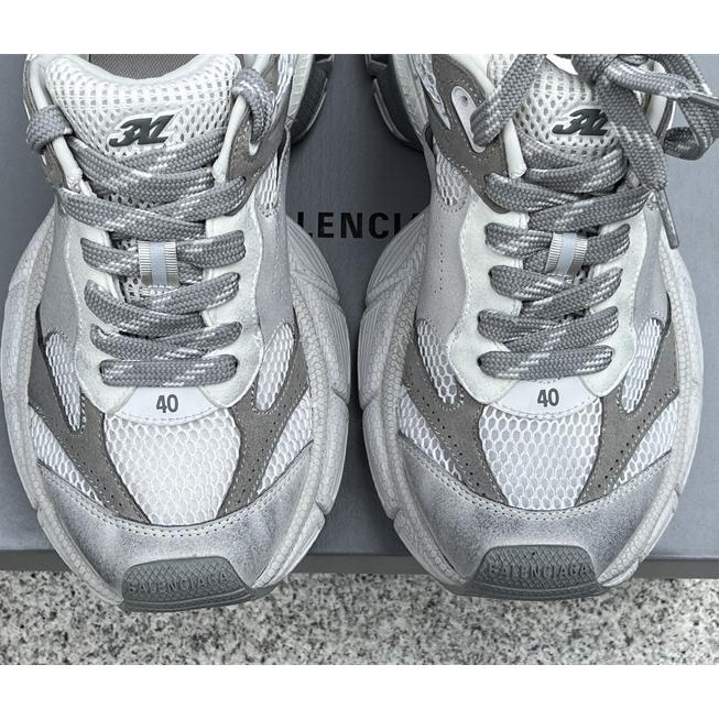 Balenciaga 3XL Trainers - FashionPlug