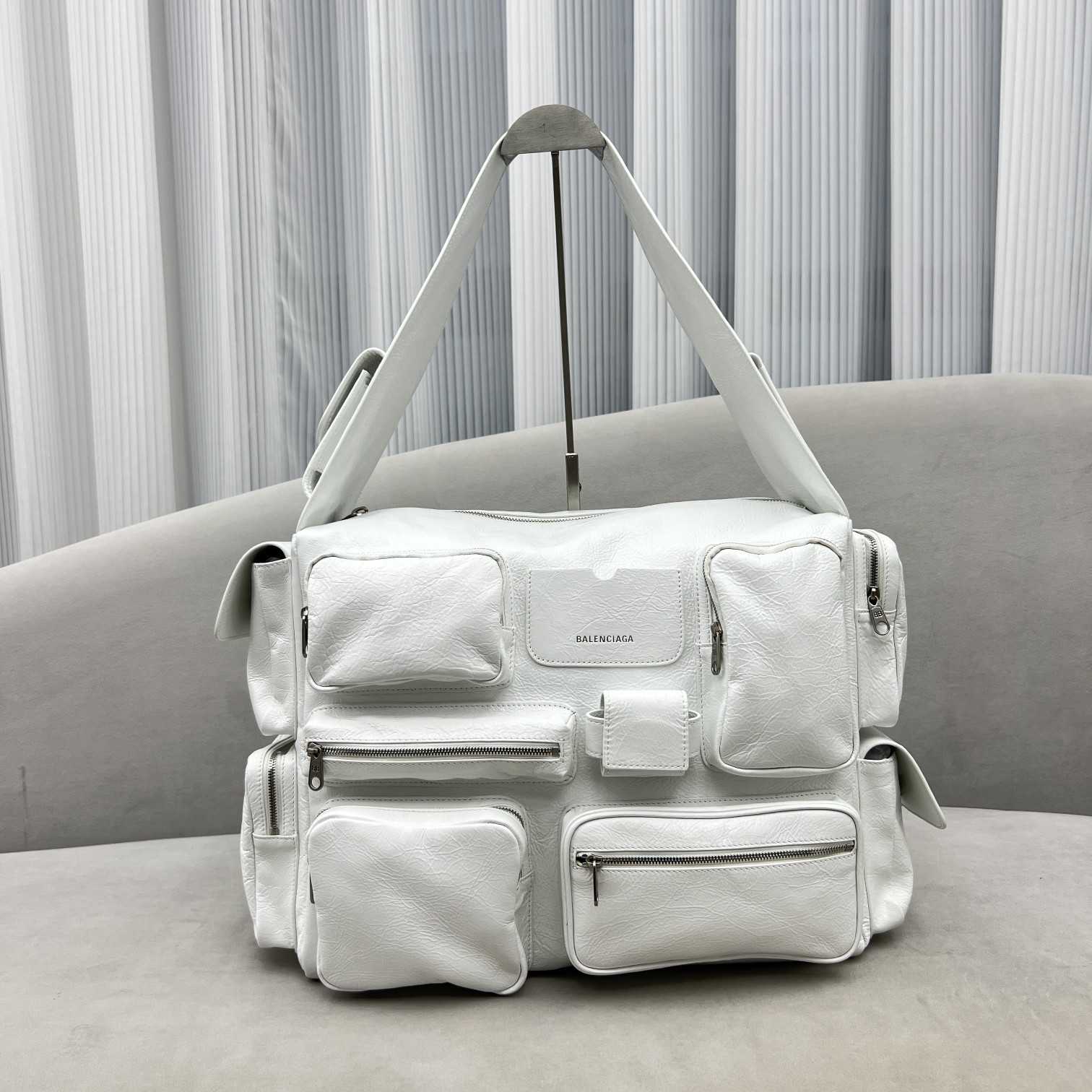 Balenciaga Superbusy Large Sling Bag In White - FashionPlug