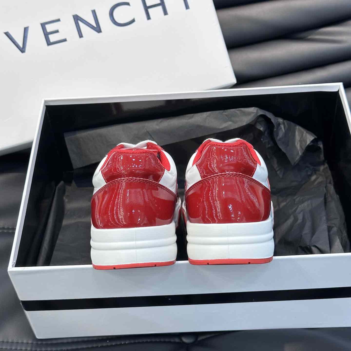 Givenchy G4 Sneakers In Patent Leather - FashionPlug
