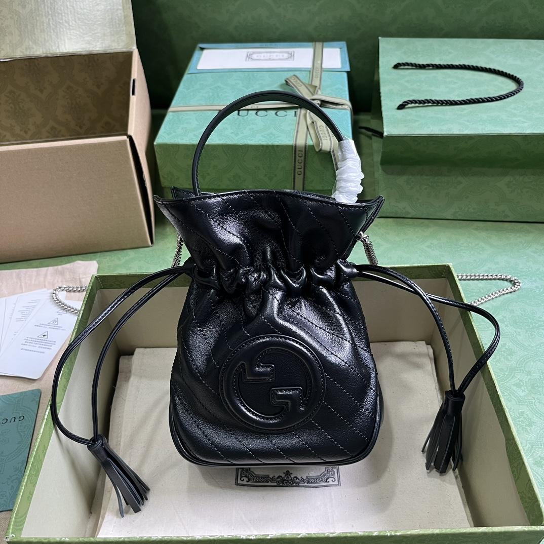 Gucci Blondie Mini Bucket Bag - FashionPlug