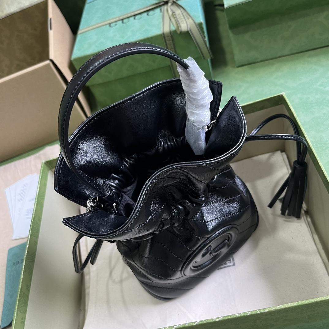 Gucci Blondie Mini Bucket Bag - FashionPlug