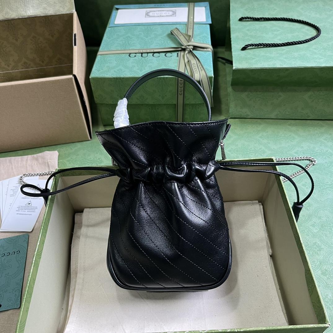 Gucci Blondie Mini Bucket Bag - FashionPlug