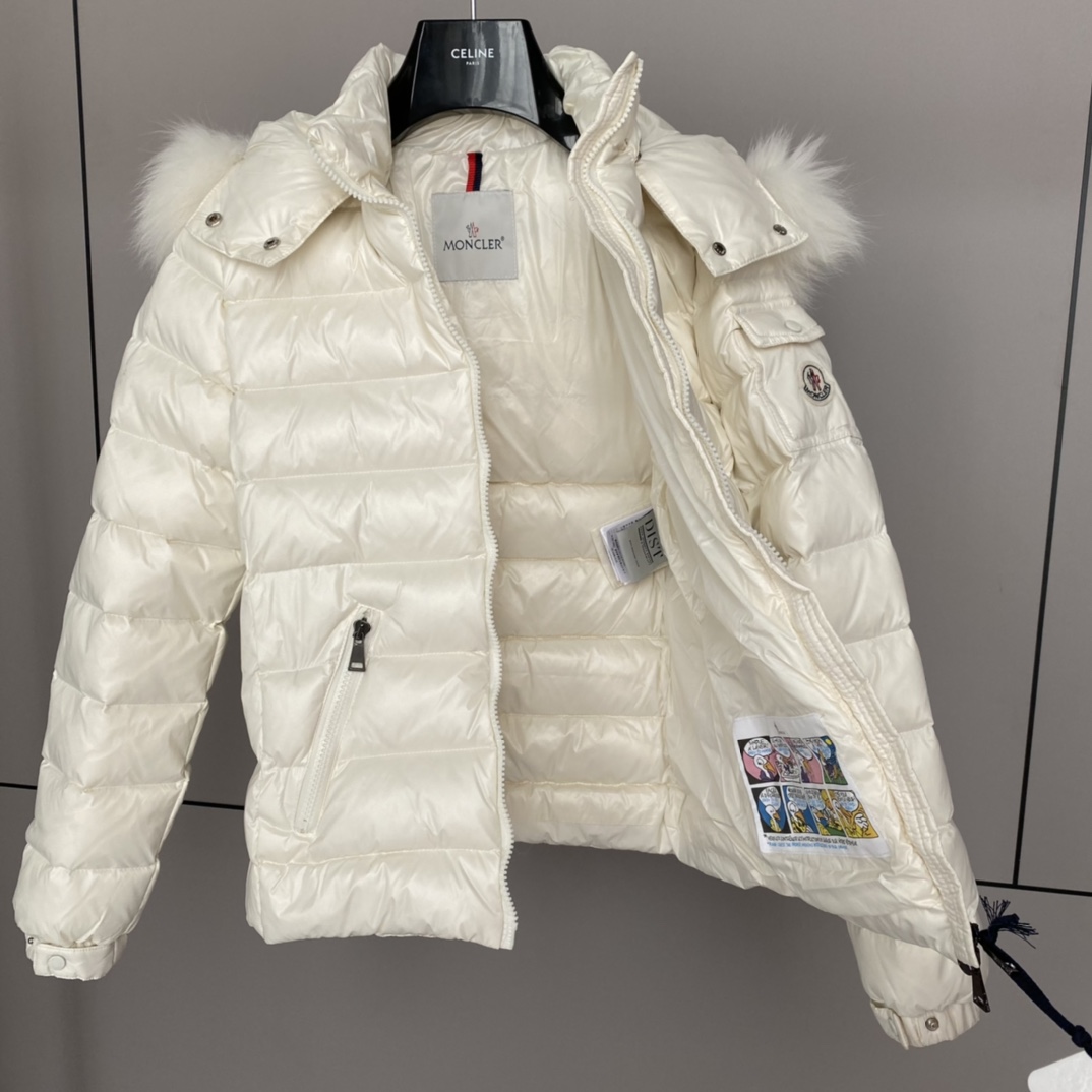 Moncler Badyf Short Down Jacket - FashionPlug