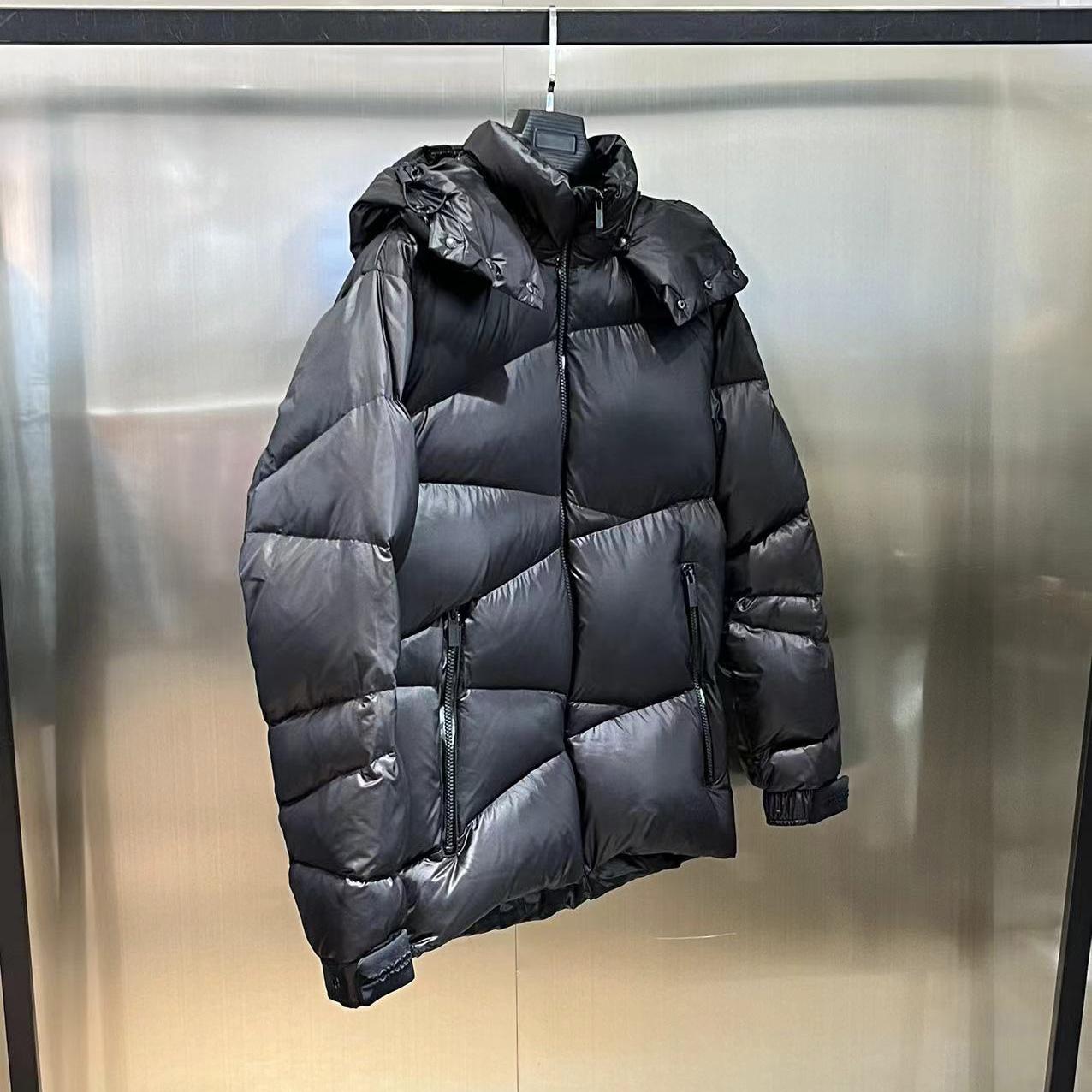 Moncler Yonne Short Down Jacket - FashionPlug