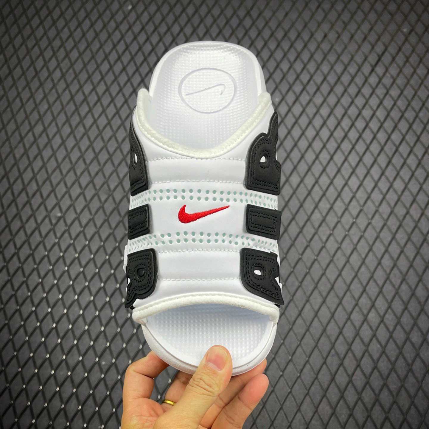Nike Air More Uptempo Slide   FN3437-160  - FashionPlug