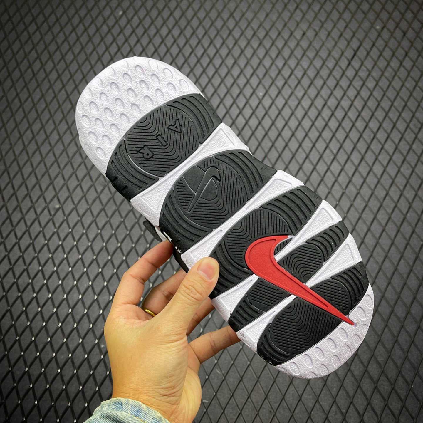Nike Air More Uptempo Slide   FN3437-160  - FashionPlug