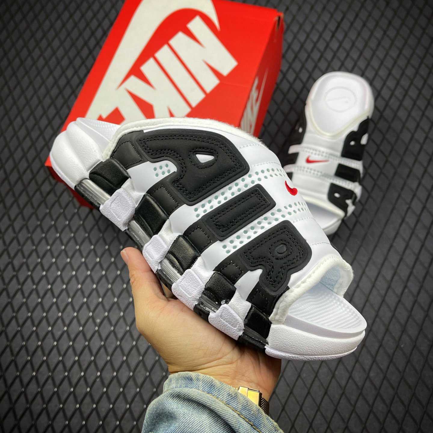Nike Air More Uptempo Slide   FN3437-160  - FashionPlug