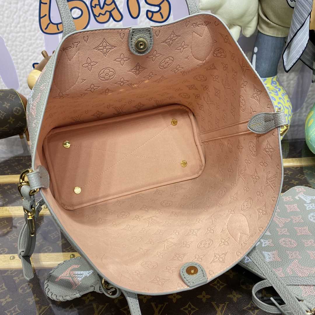 Louis Vuitton Blossom MM (30*27.5*16cm)  M23387 - FashionPlug