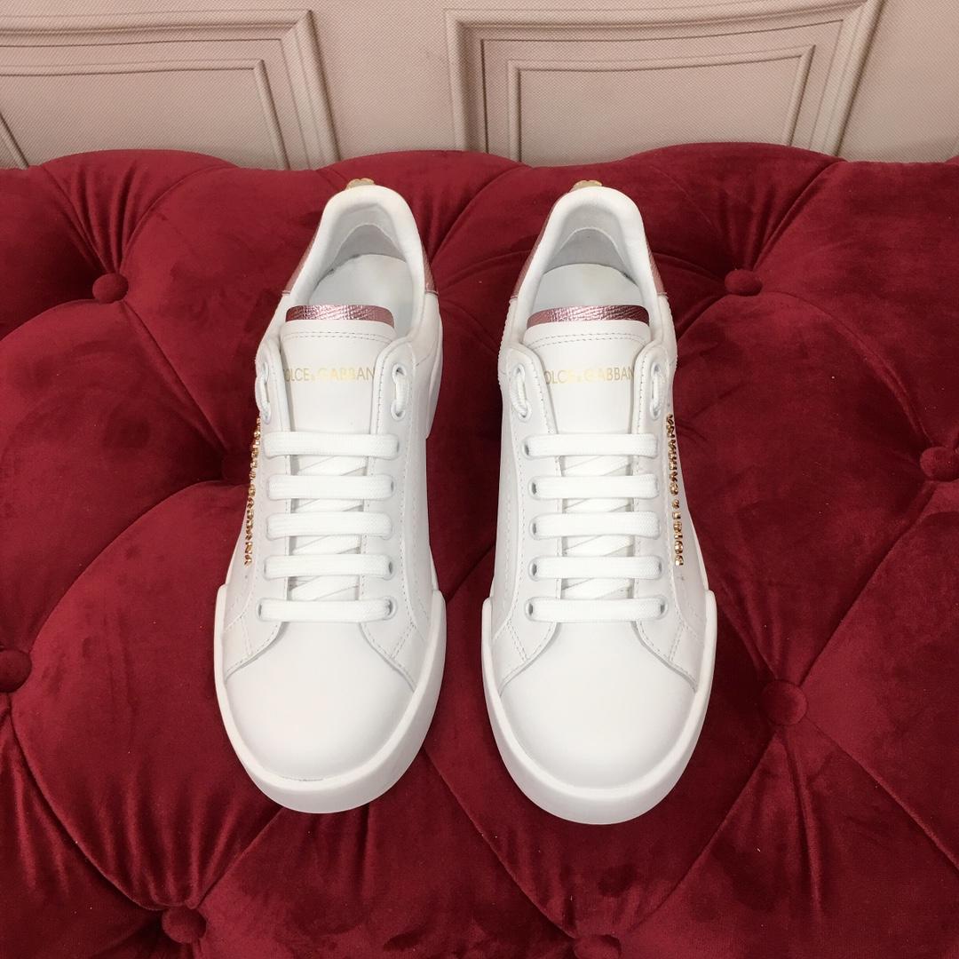 Dolce & Gabbana White Portofino Trainers With Pearl - FashionPlug