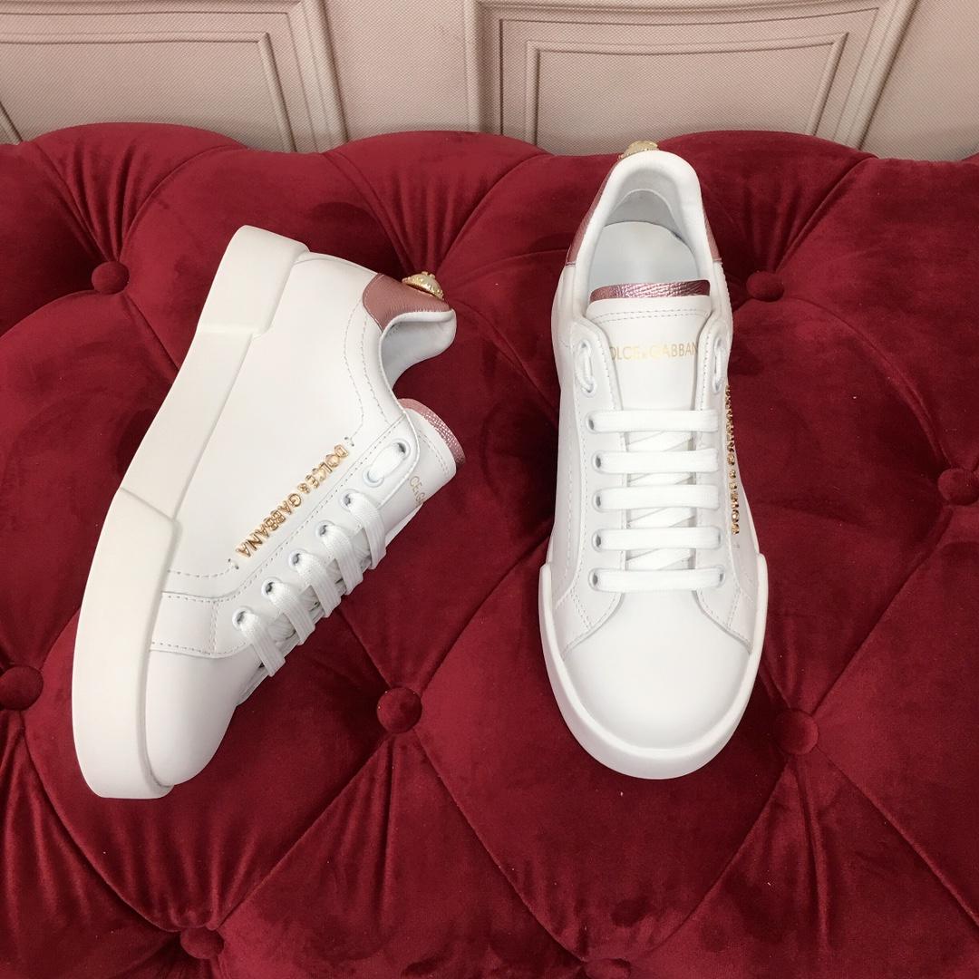 Dolce & Gabbana White Portofino Trainers With Pearl - FashionPlug