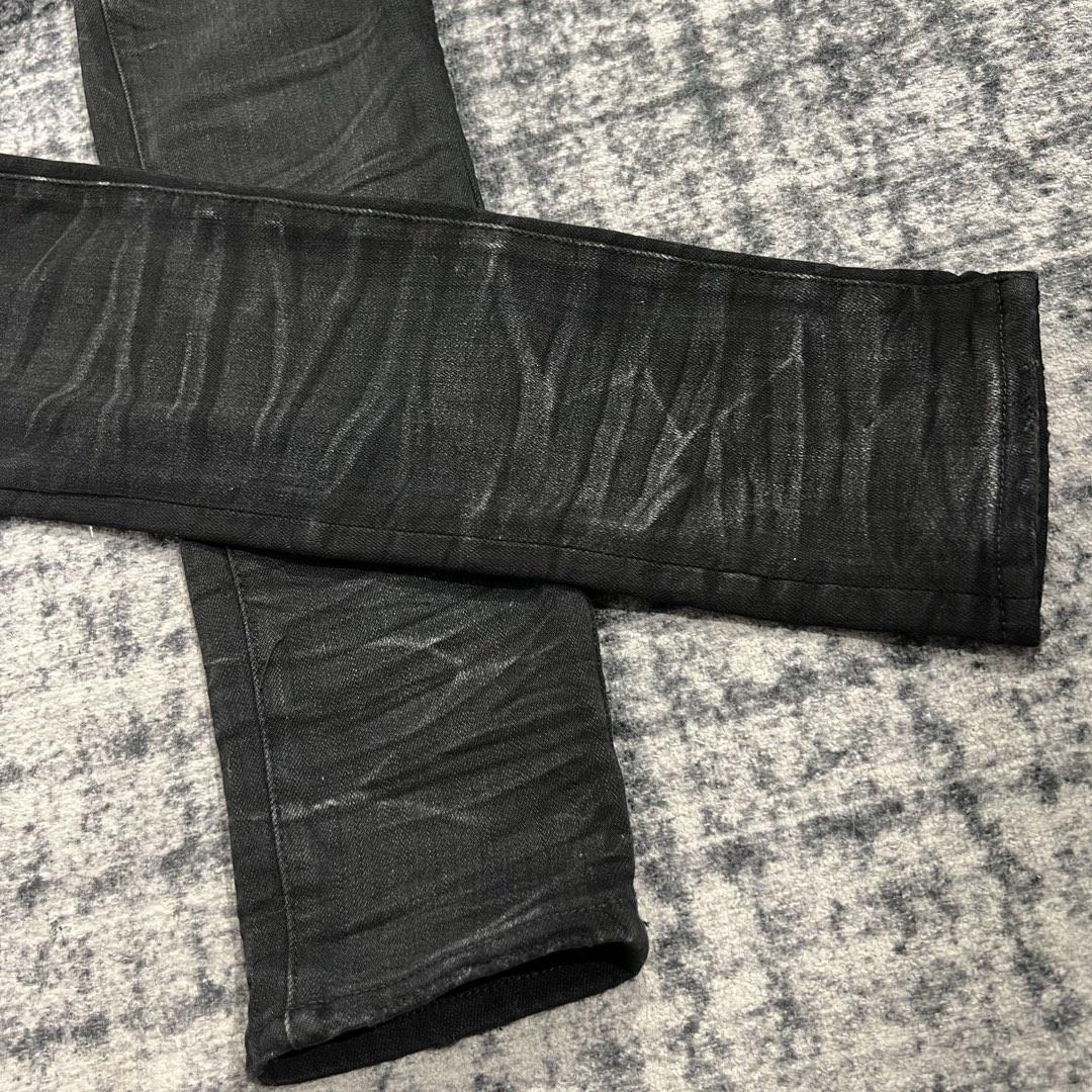 Amiri Slim Fit Jeans    642 - FashionPlug