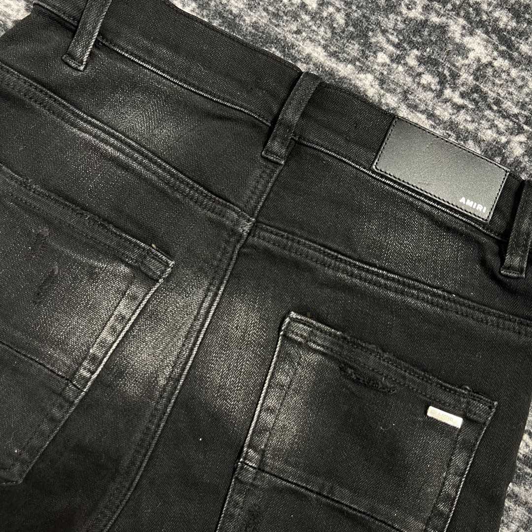 Amiri Slim Fit Jeans    642 - FashionPlug