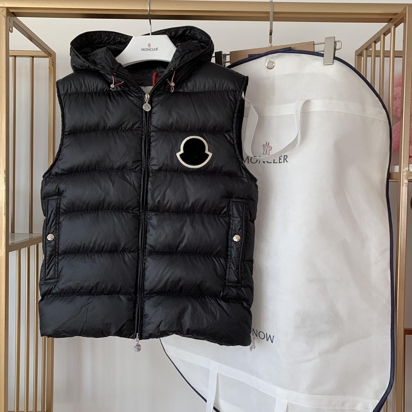 Moncler Black Vanoise Hooded Gilet - FashionPlug