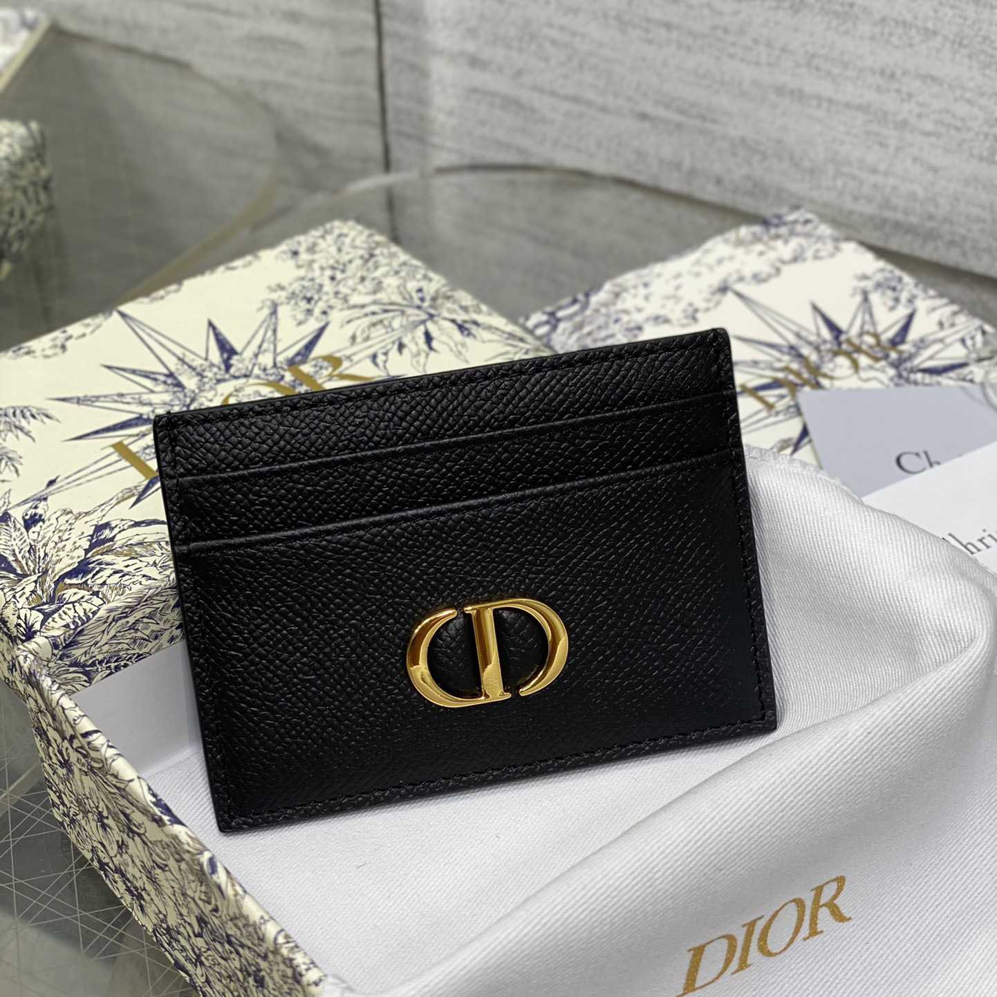 Dior 30 Montaigne Five-Slot Card Holder - FashionPlug