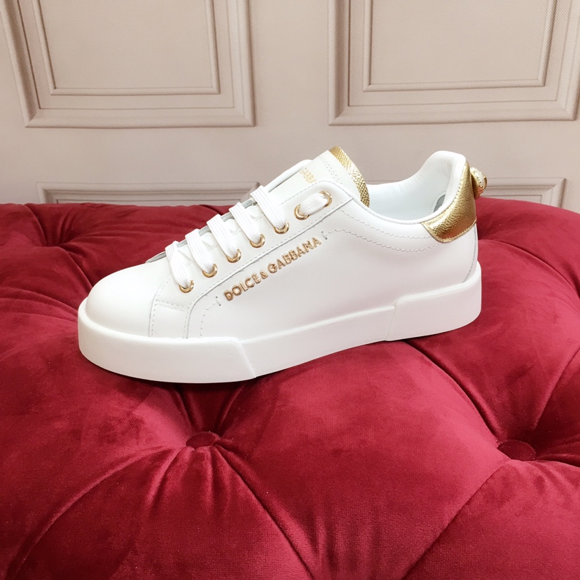 Dolce & Gabbana White Portofino Trainers With Pearl - FashionPlug