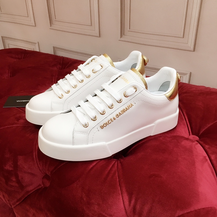 Dolce & Gabbana White Portofino Trainers With Pearl - FashionPlug