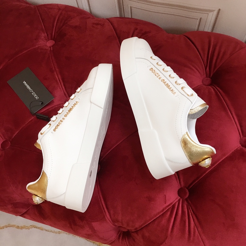 Dolce & Gabbana White Portofino Trainers With Pearl - FashionPlug