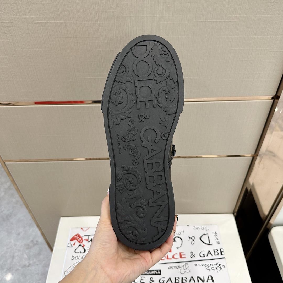 Dolce & Gabbana Portofino Sneakers - FashionPlug