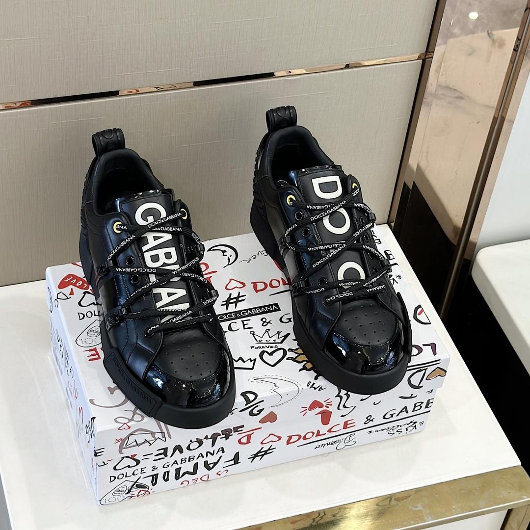 Dolce & Gabbana Portofino Sneakers - FashionPlug