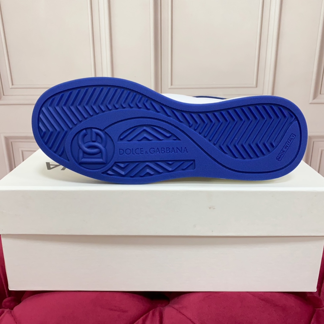 Dolce & Gabbana New Roma Sneakers - FashionPlug