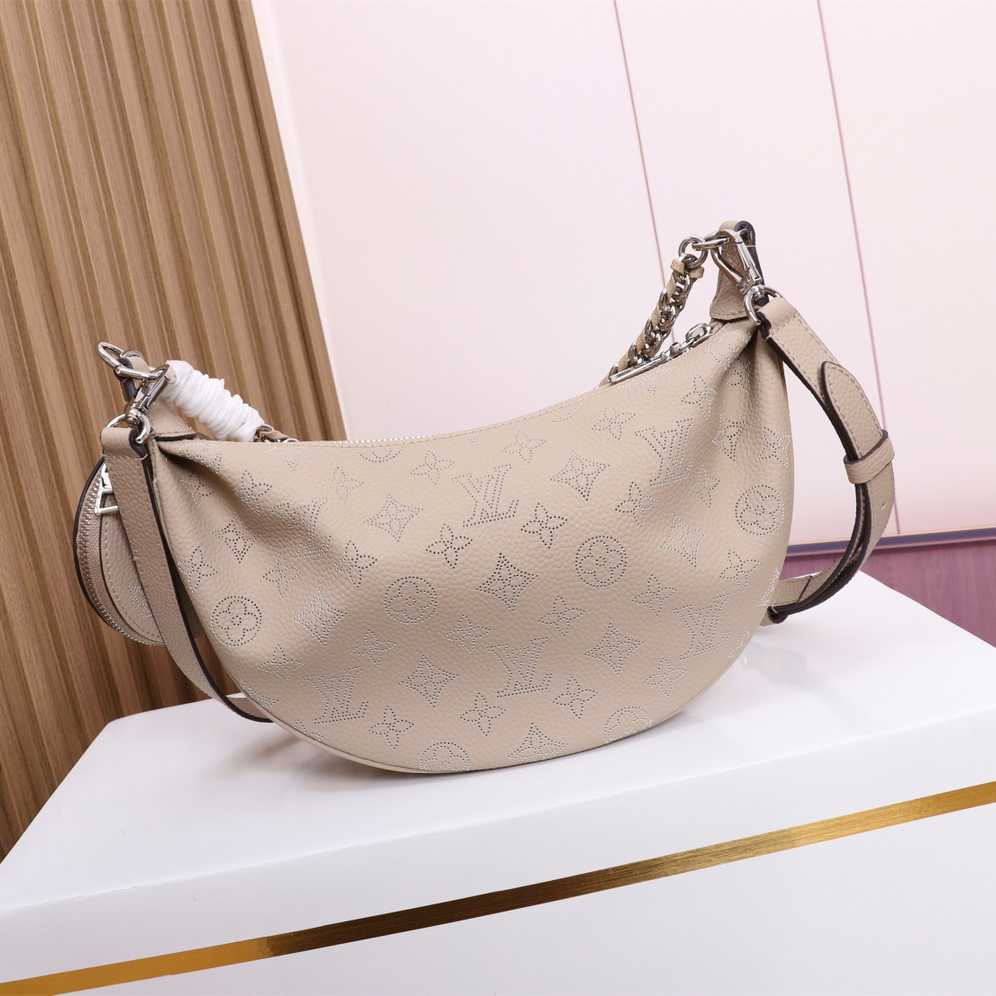 Louis Vuitton Baia PM (26 *17 *7.5cm)    M22820 - FashionPlug