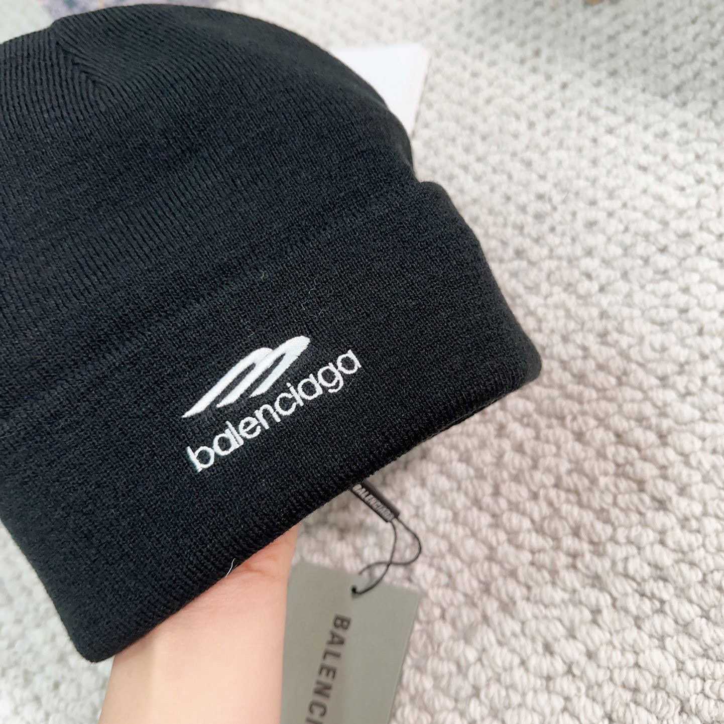 Balenciaga Sports Icon Beanie - FashionPlug