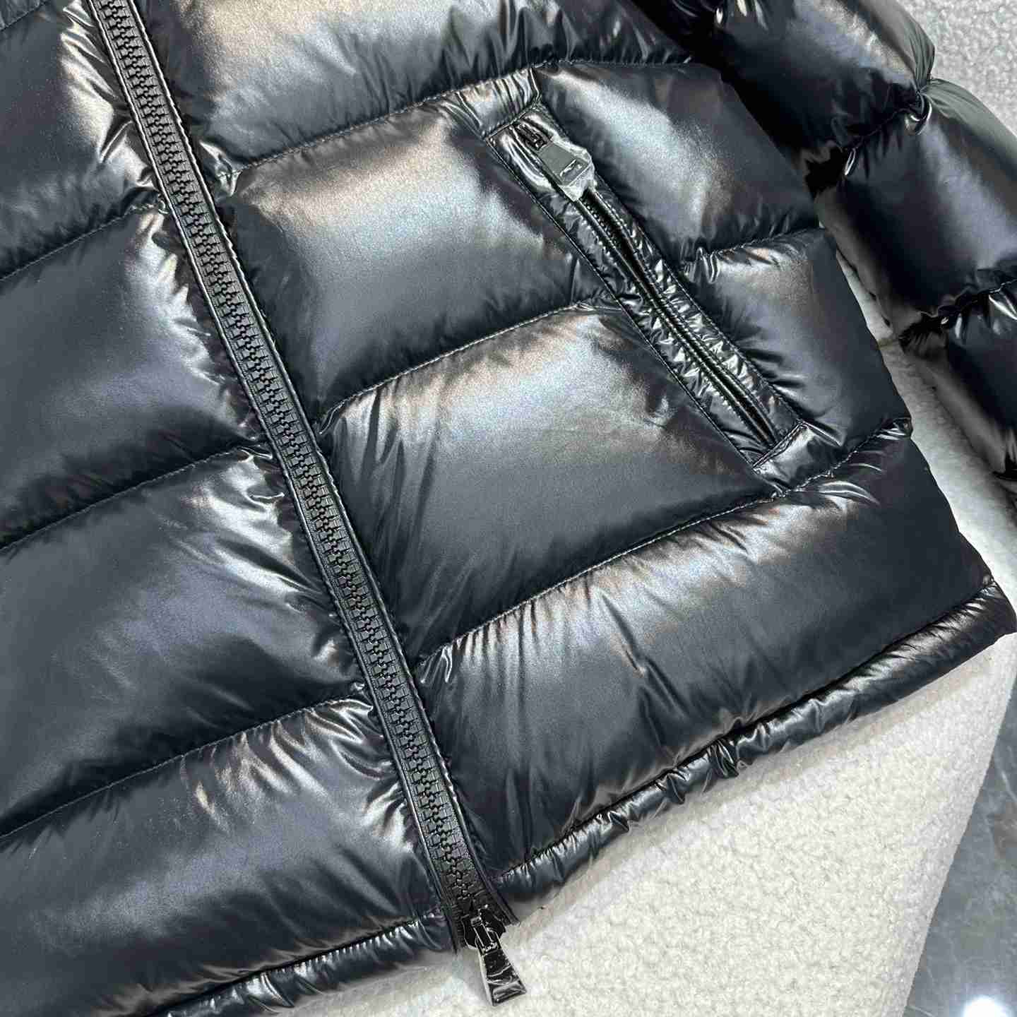 Moncler Maire Short Down Jacket - FashionPlug
