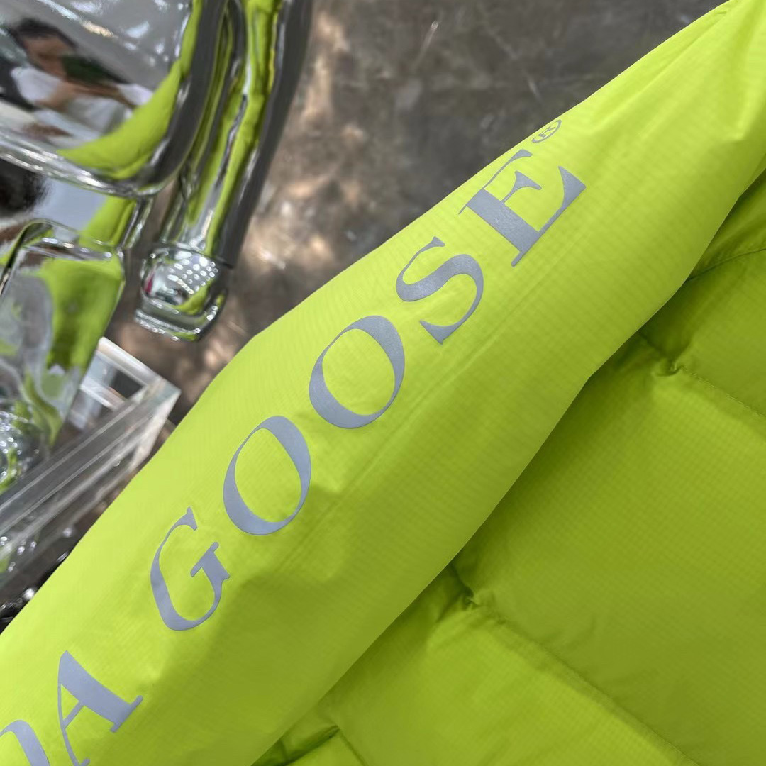 Canada Goose Parkas Approach Jacket - FashionPlug