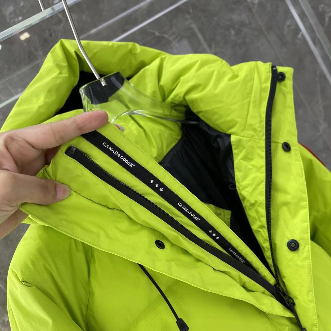 Canada Goose Parkas Approach Jacket - FashionPlug