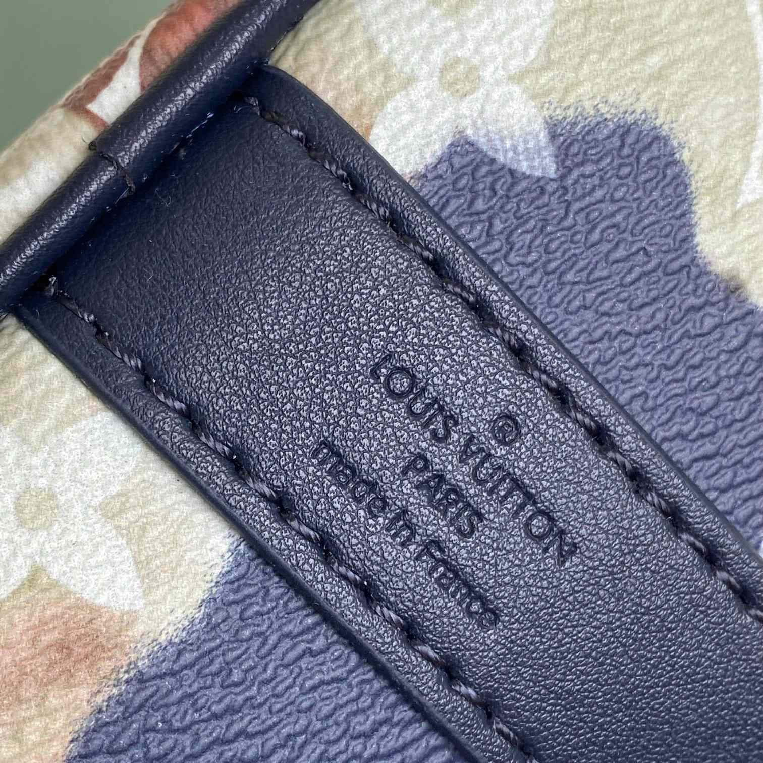 Louis Vuitton Keepall Bandoulière 25(21x12x9cm)  M46804 - FashionPlug