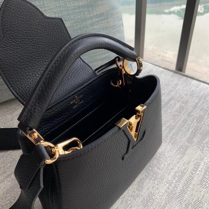 Louis Vuitton Capucines Mini (21-14-8cm)   M56071 - FashionPlug