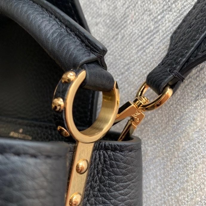 Louis Vuitton Capucines Mini (21-14-8cm)   M56071 - FashionPlug