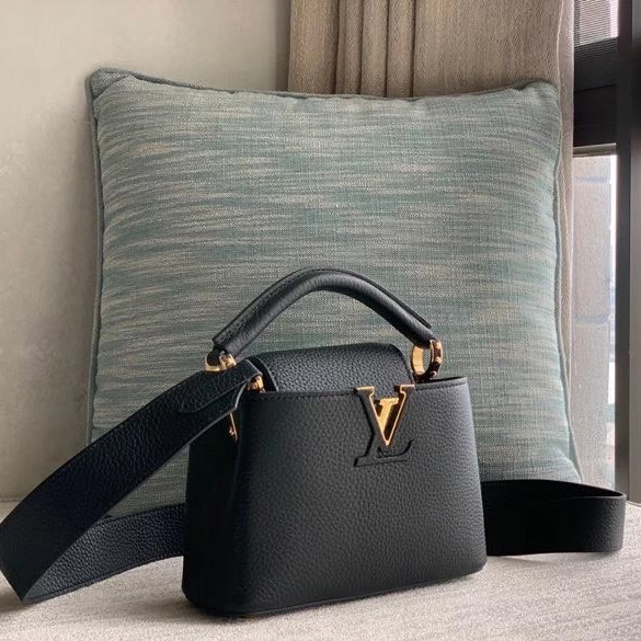 Louis Vuitton Capucines Mini (21-14-8cm)   M56071 - FashionPlug