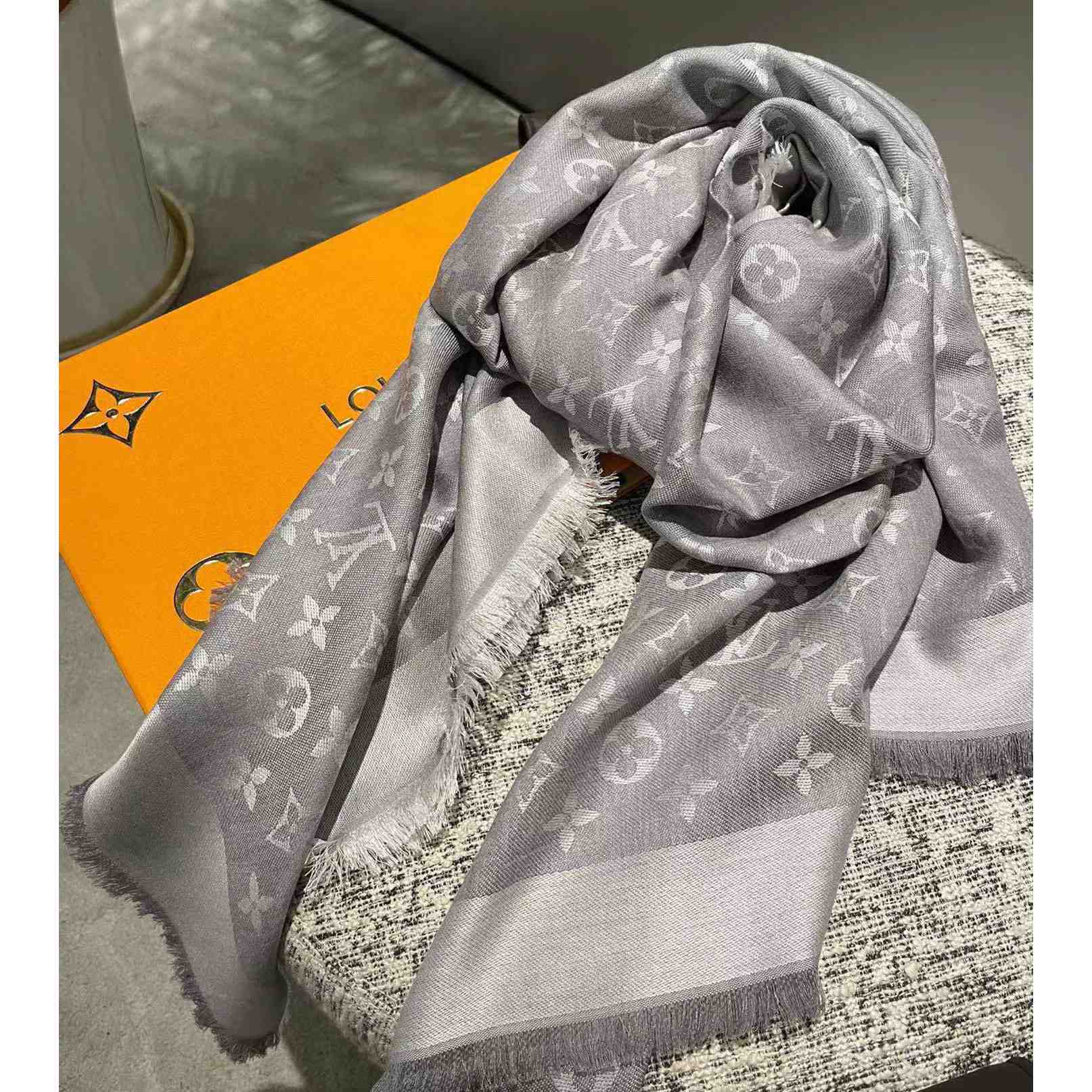 Louis Vuitton Monogram Classic Shawl - FashionPlug