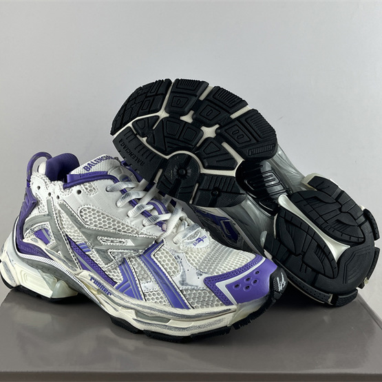 Balenciaga Runner Sneaker  - FashionPlug