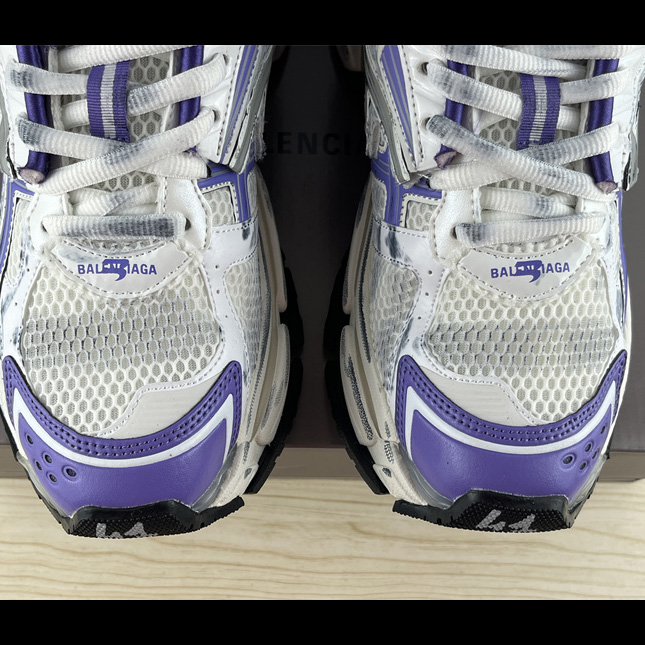 Balenciaga Runner Sneaker  - FashionPlug
