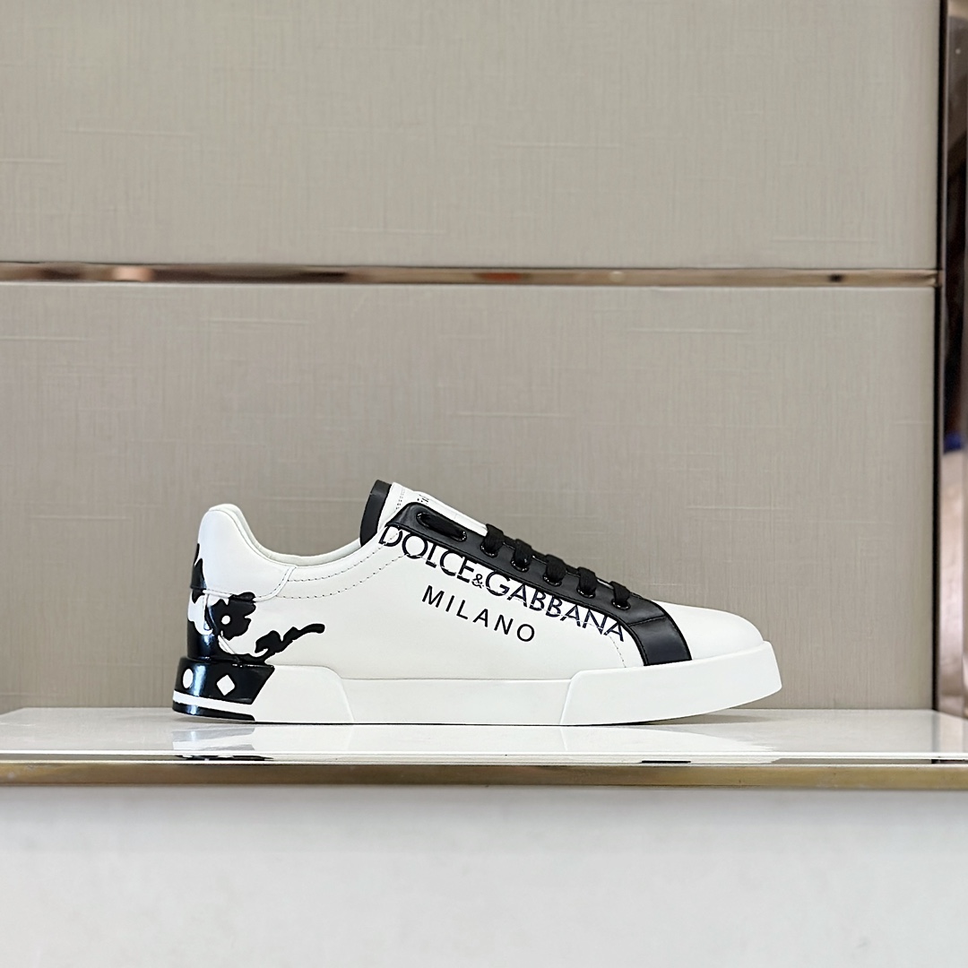 Dolce & Gabbana Portofino Sneakers - FashionPlug