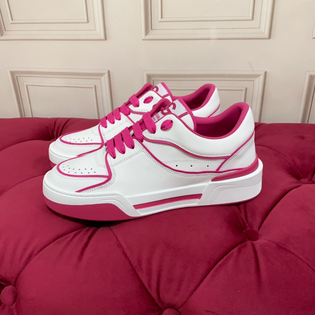 Dolce & Gabbana New Roma Sneakers - FashionPlug