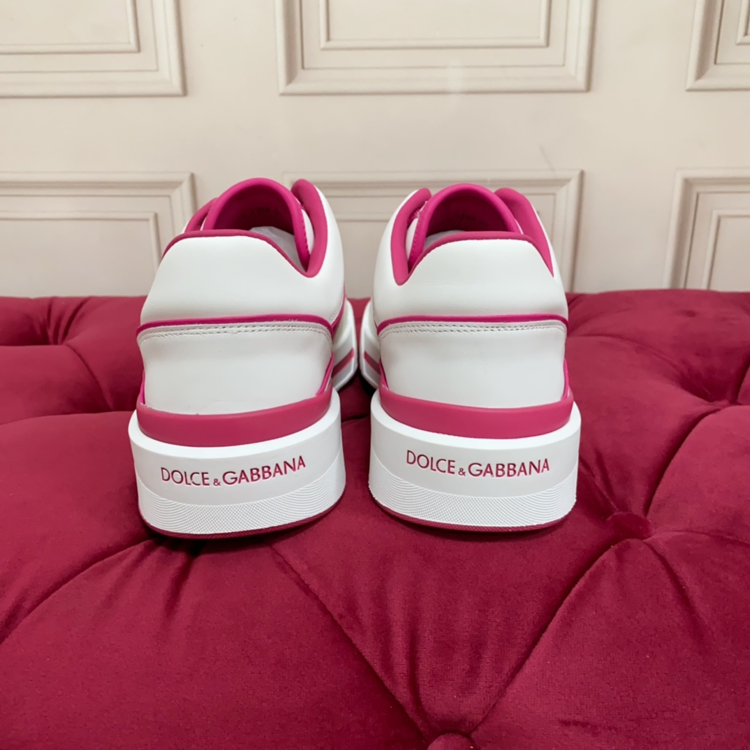 Dolce & Gabbana New Roma Sneakers - FashionPlug