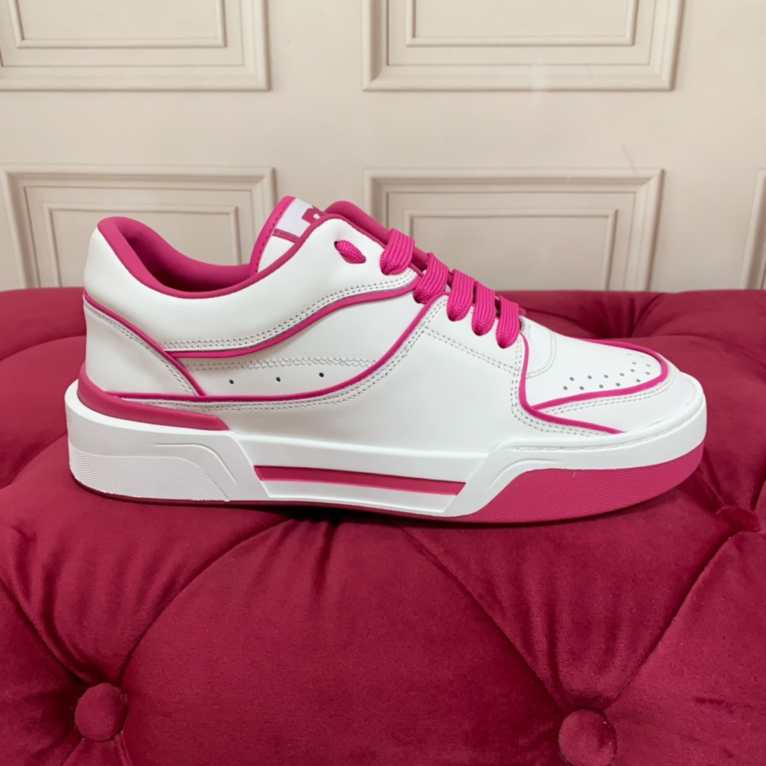 Dolce & Gabbana New Roma Sneakers - FashionPlug